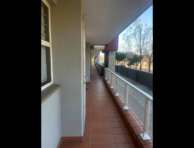 1 BEDROOM PROPERTY TO RENT IN HILLCREST